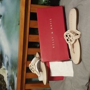 NWT Kelly & Katie Nude/Cream Fancy/Decorative Sandals/Flip Flops